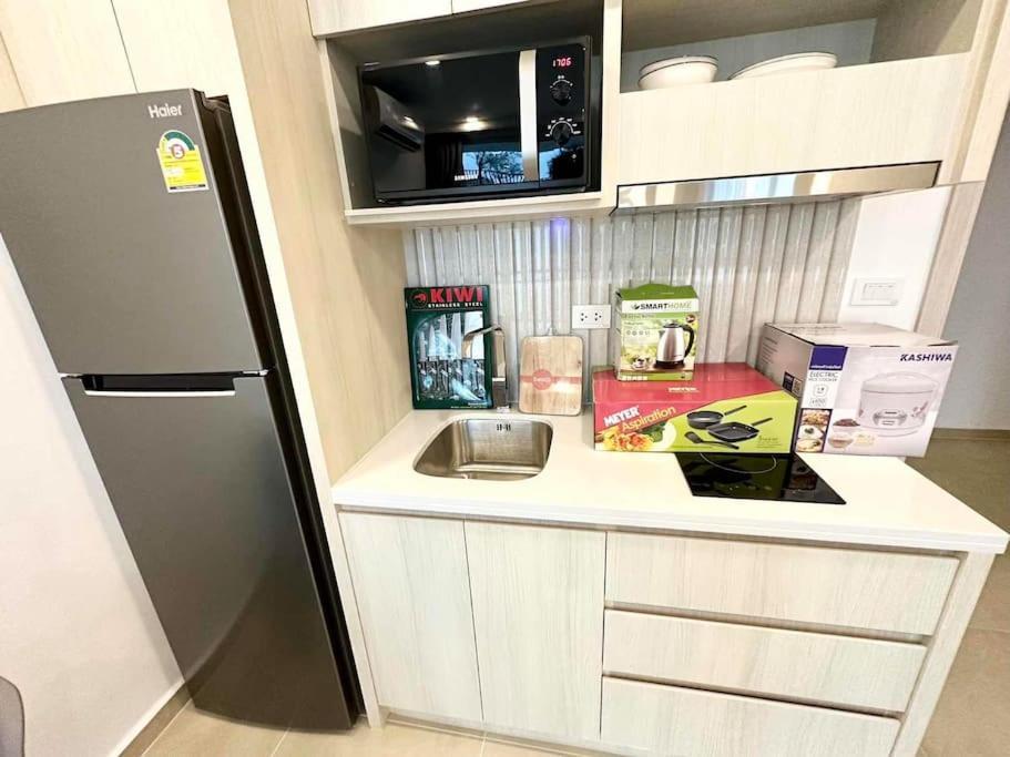 Apartment Free Power&wifi,work Remotely, Kitchen,deal