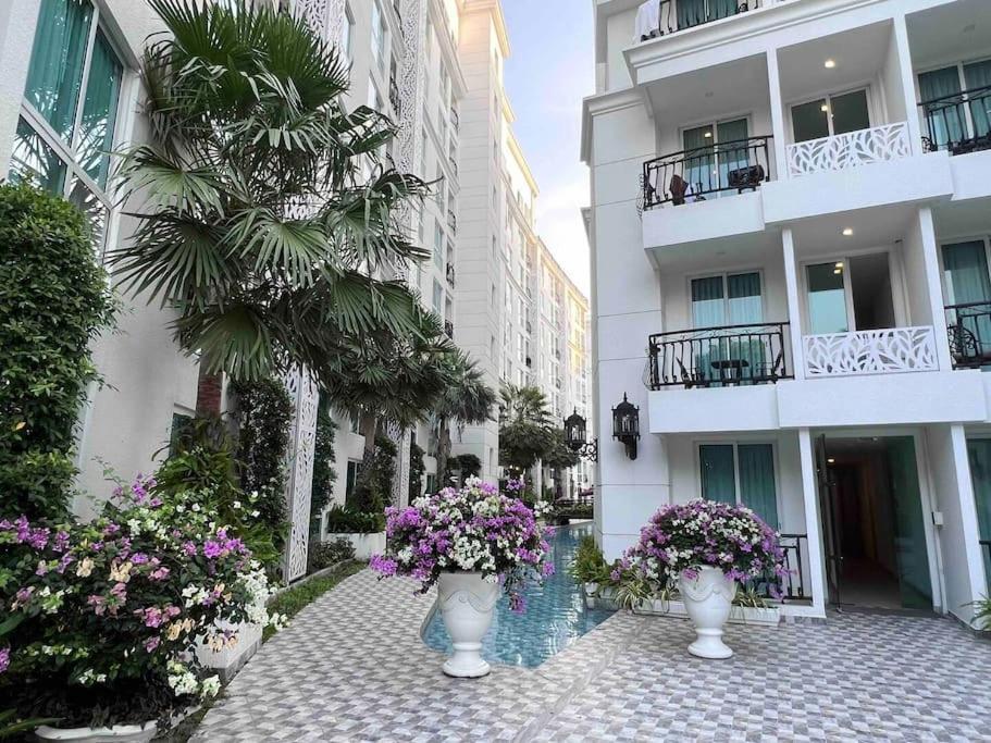 Apartment Free Power&wifi,work Remotely, Kitchen,deal Pattaya